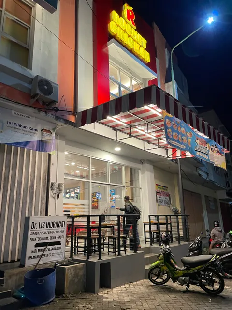 Rocket Chicken Balikpapan Baru