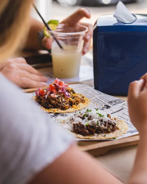 LA KOMUNA - LATIN STREET FOOD