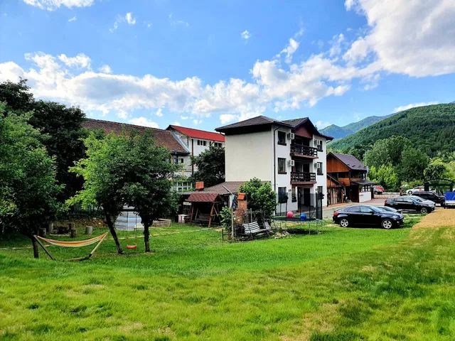 Casa Cozia Caciulata