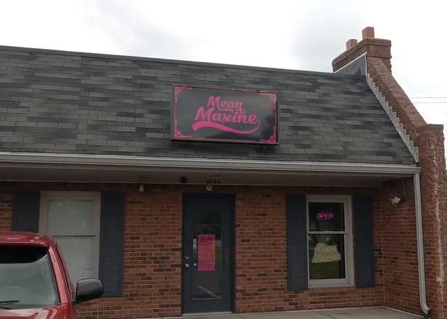 Mean Maxine