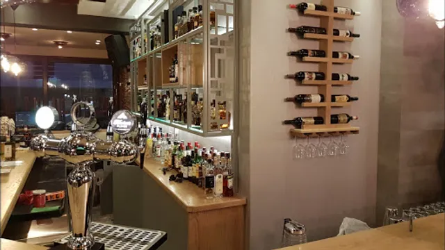 El Niño cafe - bar Loutraki