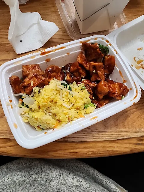 Golden Island Restaurant