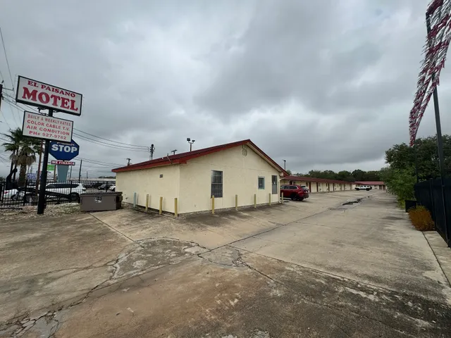 El Paisano Motel