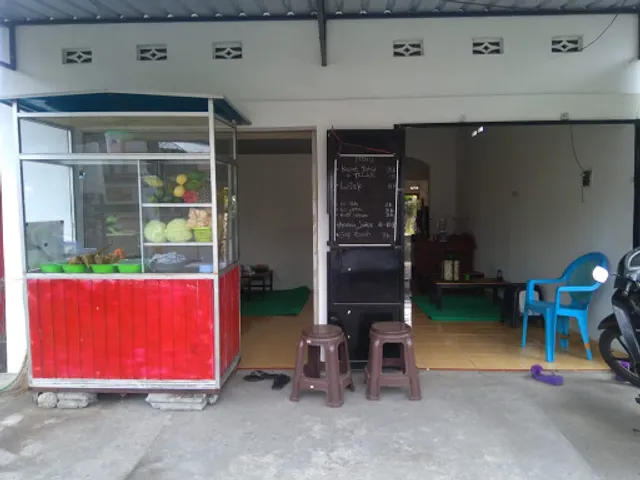 Kupat Tahu Mbah Uti