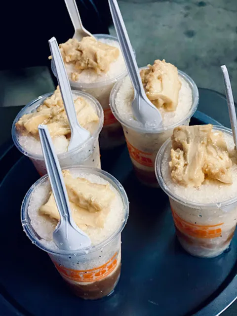 Teresita R. Razon Halo-halo and Palabok