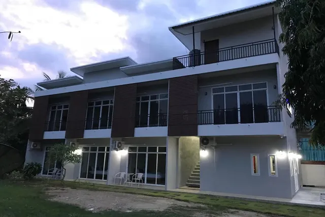 Snooze Inn Phuket - Free transfer to Bang Rong Pier