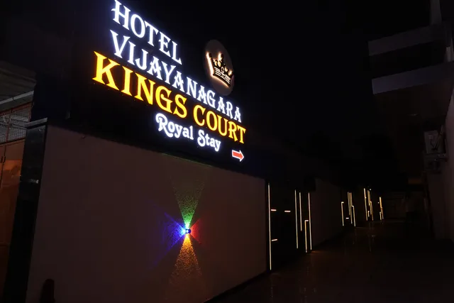 Vijayanagara Kings Court