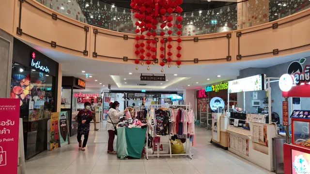 Lotus's go fresh Chinatown