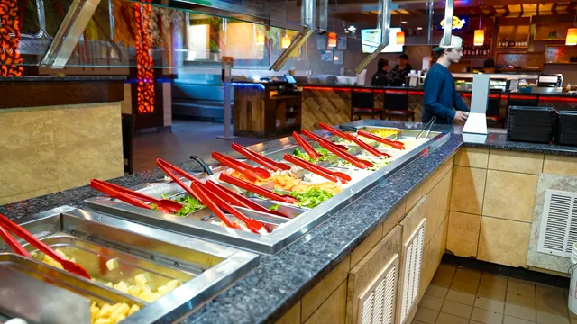 Yummy Bowl Mongolian Stir-Fry & Sushi