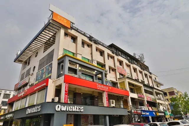 Collection O15862 Hotel The Grand Krishna