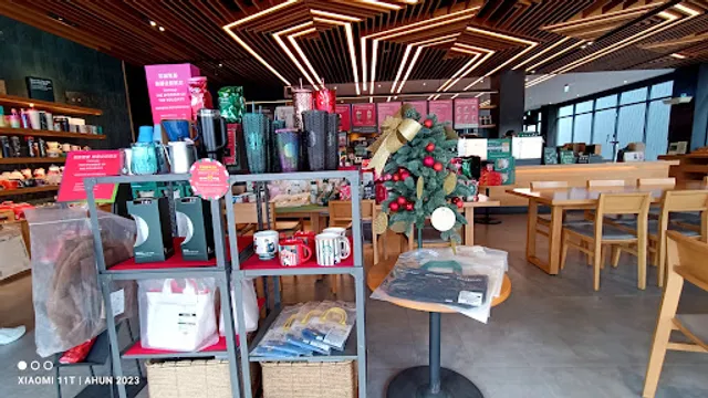 STARBUCKS Daya Shop