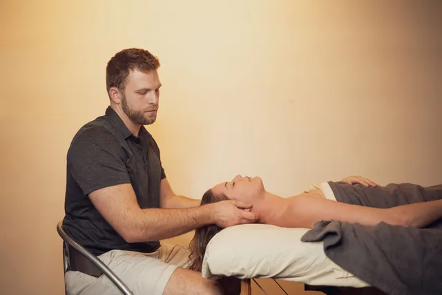 Connor Dent - Deep Massage & Buteyko Breathing in East Austin