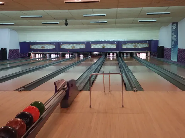 Lucky Strikes Lanes Strasburg