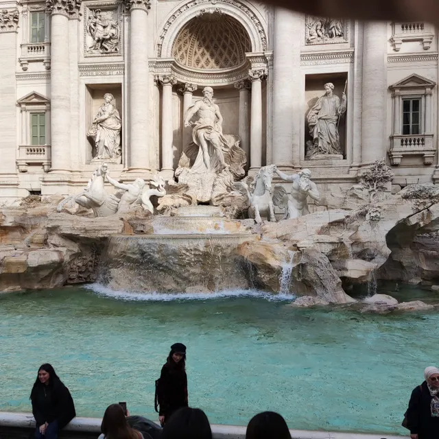 Fountain of the Vatican Railway Station