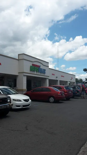 Supermarket Napo Veléz