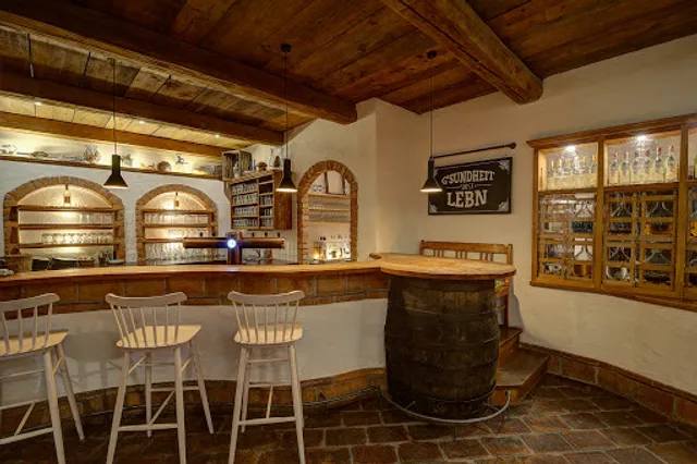 Mostheuriger Hansbauer