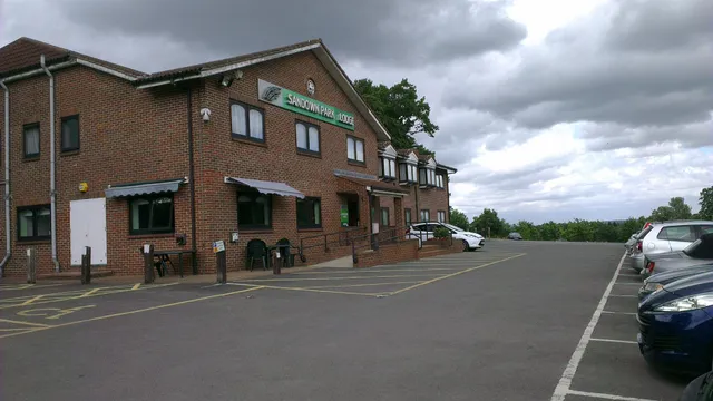 Sandown Park Lodge
