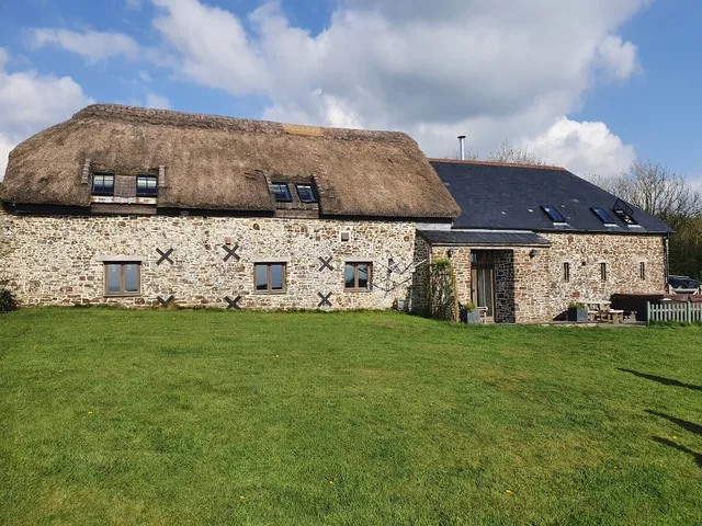 Mole Hall Holiday Cottage