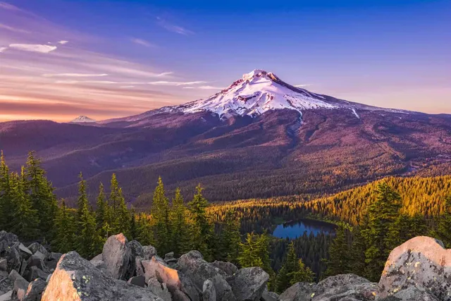 Oregon's Mt. Hood Territory