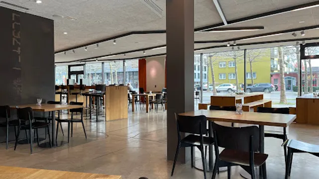 3a lounge bar restaurant