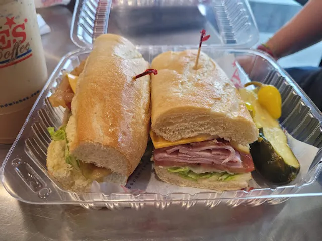 Lee's Sandwiches