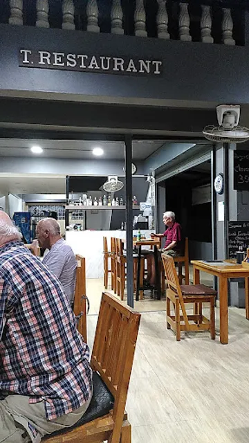 T RESTAURANT "Chez Philippe"