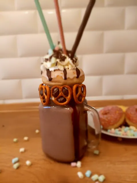 Julie's Café & Laden