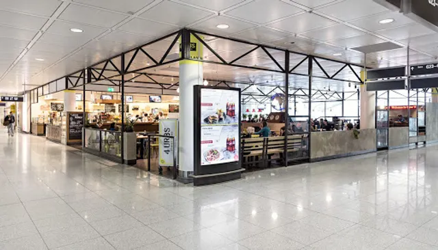 4 FOOD Street Kitchen