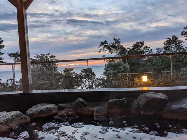 Tenjin Cape Hot Spring Sea Breeze Lodge