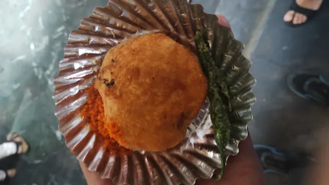 SWAMI VADAPAV & SNACKS