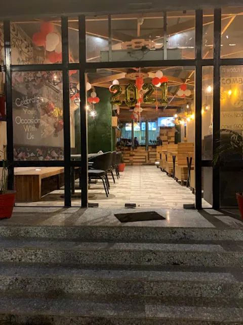 72 woody's woodfired pizza