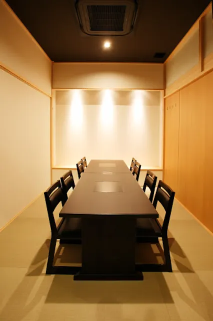 京都 つゆしゃぶ CHIRIRI 草津店