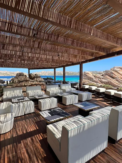 La Penisola 41.9 Restaurant, Lounge & Beach Bar