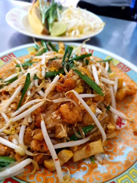 Sumalee Pad Thai St Louis