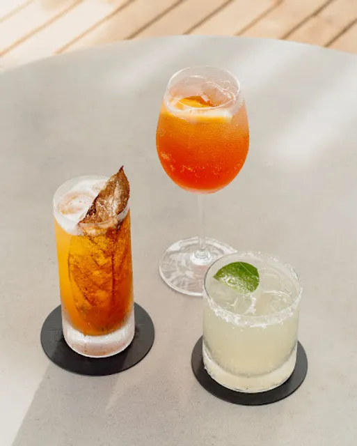 SO'OL Beach Club by Tomás Bermúdez