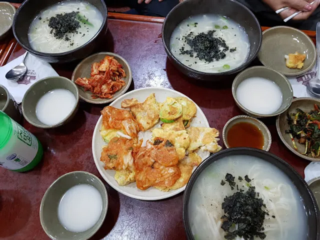 Andong Kalguksu