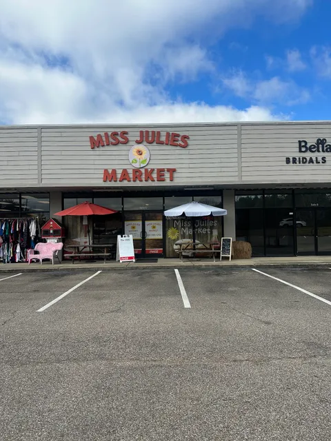 Miss Julie’s Market