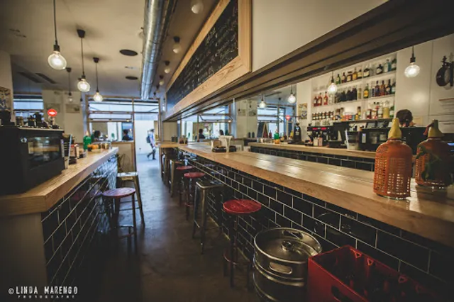 Entre Hores - Tapas, Vermut & Cocktails