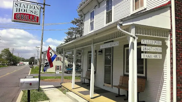 Station House Grille