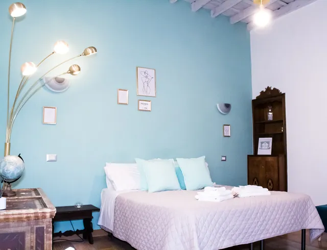 My Home Apart and Flat Fontana di Trevi - 2 studios in VIA DELL'ARCHETTO 27