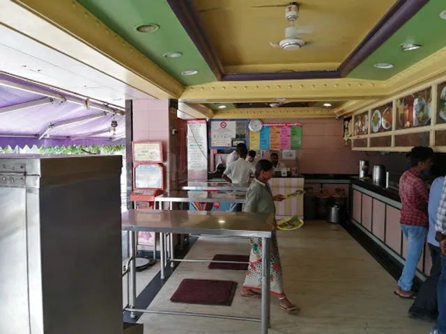 Sri Brindavan Vaibhav Veg