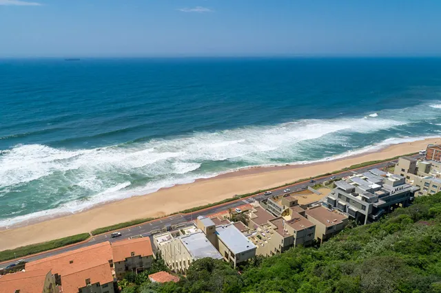 Sands Beach Breaks Umdloti