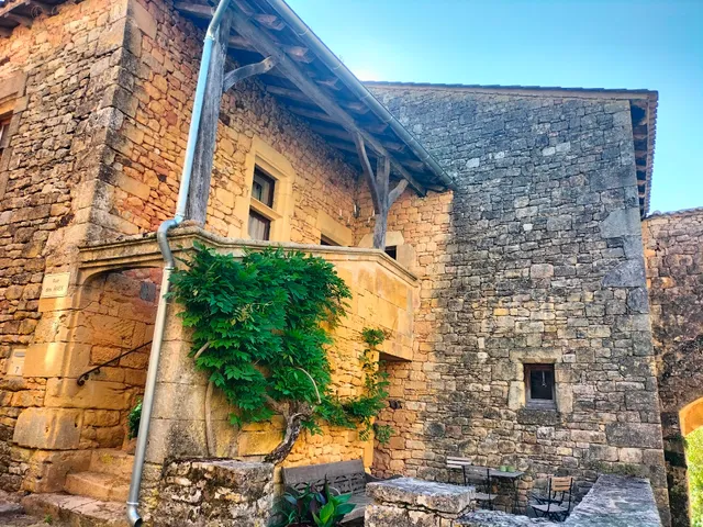 Chambres d'Hôtes Le Prieuré du Château de Biron