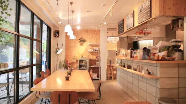 GRAPHY NEZU CAFE & LOUNGE