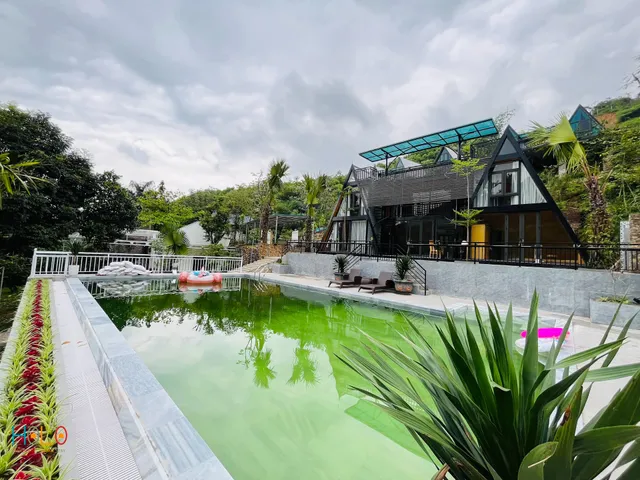 Les Bois Ba Vi by HOLO