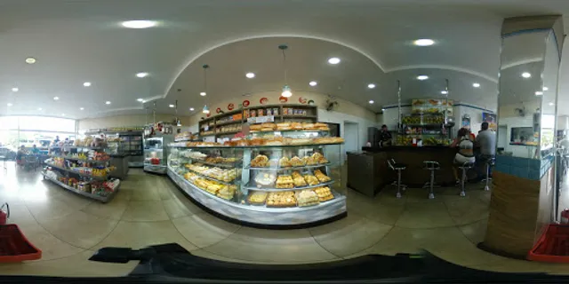 Padaria e Confeitaria Três Irmãos