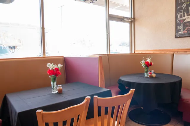 Giulio's Pizza Restaurant