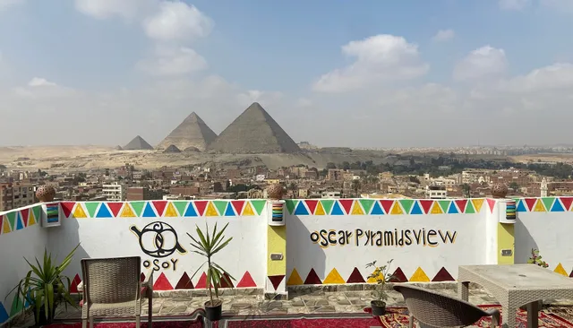 Oscar Pyramids view