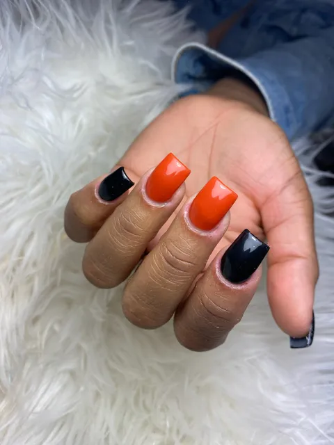 D'Elegant Nails Salon