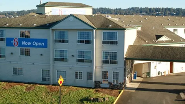 Motel 6 Newport, OR